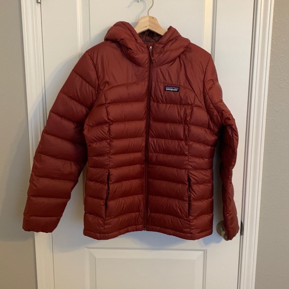 Women’s Patagonia Rust Down Jacket